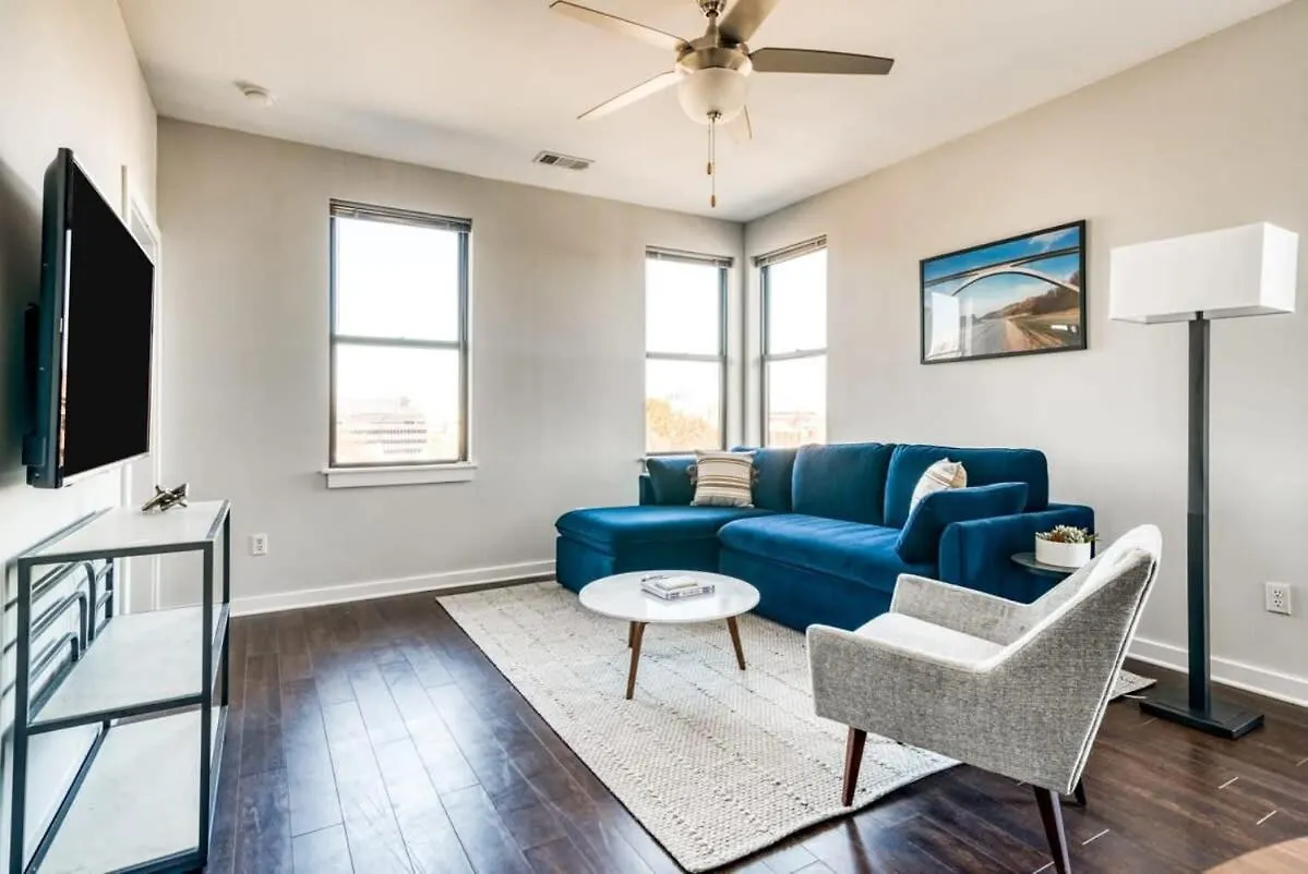 Cozysuites Music Row Spacious 2Br W Free Parking31 Nashville Apartment