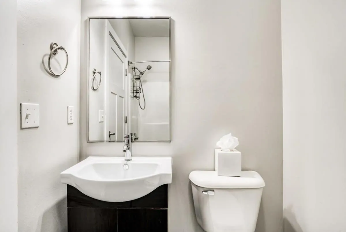Cozysuites Music Row Spacious 2Br W Free Parking31 Nashville 0*,