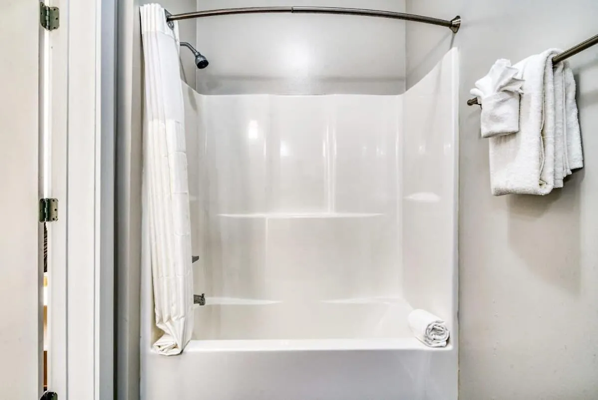 Cozysuites Music Row Spacious 2Br W Free Parking31 Nashville