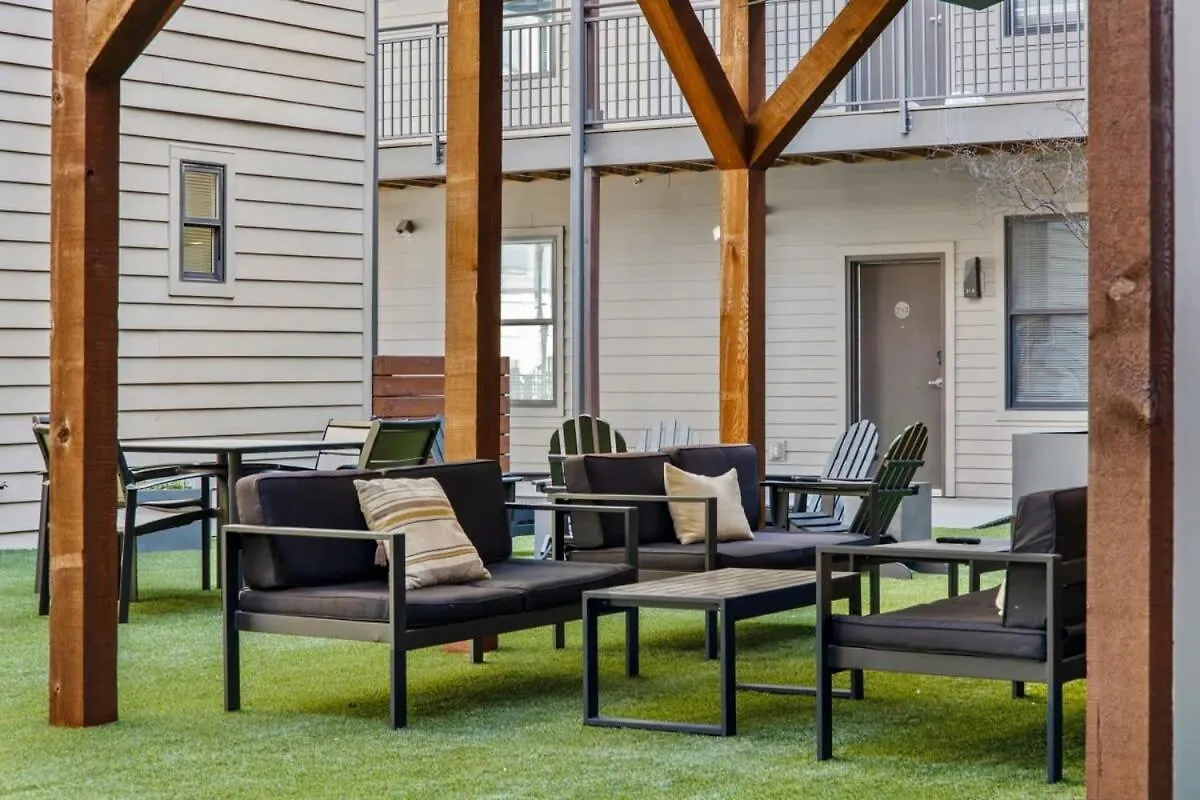Apartment Cozysuites Music Row Spacious 2Br W Free Parking31 Nashville