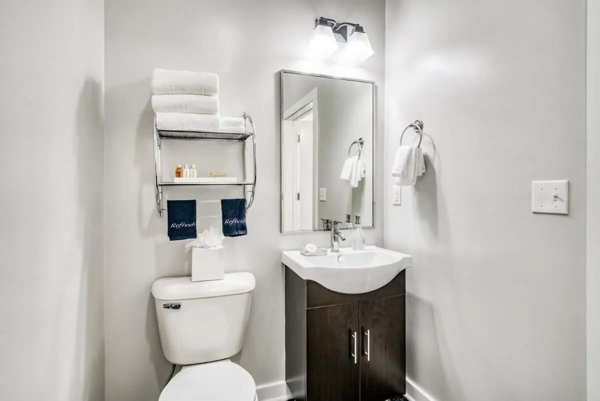 Apartment Cozysuites Music Row Spacious 2Br W Free Parking31 Nashville